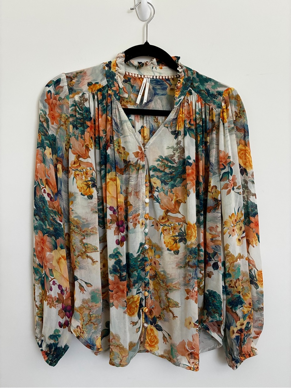 Anthropologie Multi-Color Floral Ruffled V-Neck Button Blouse size small